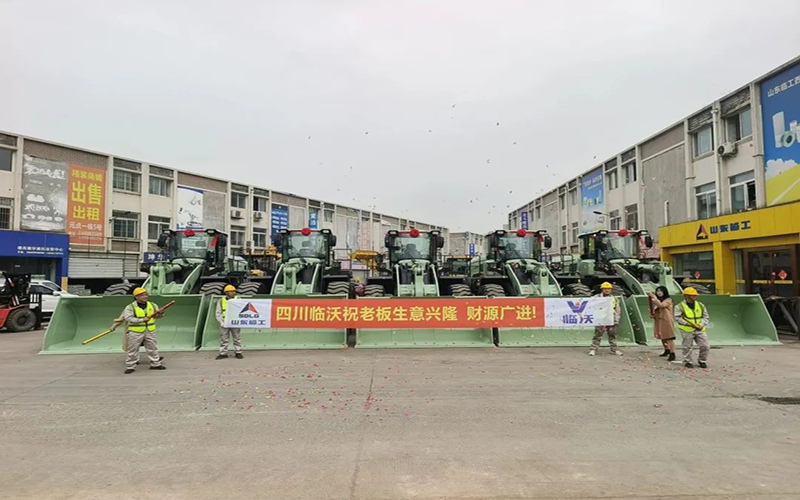 Shandong Lingong Electric Loaders Shine in Tibet, Promoting Green Development