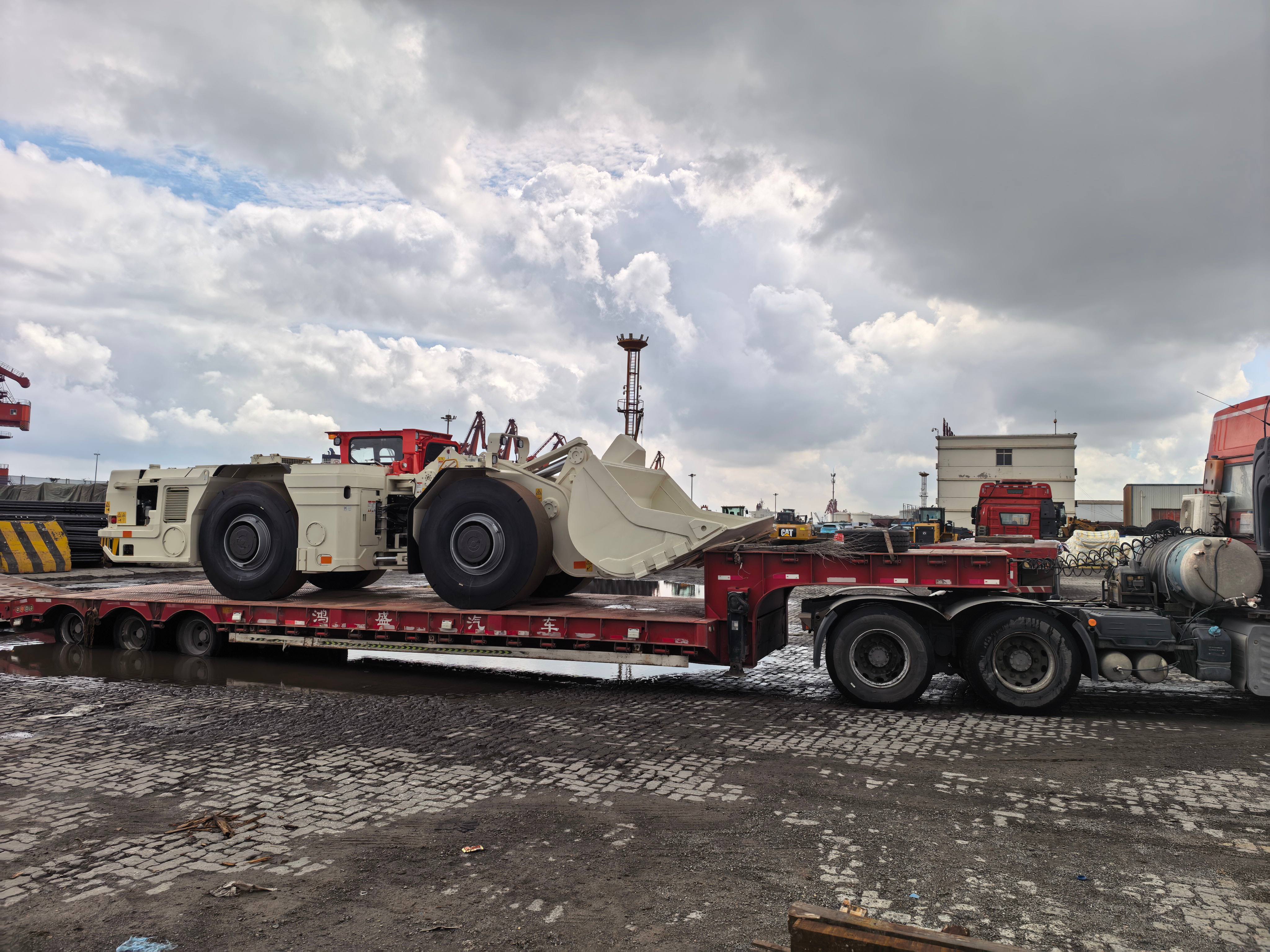 Two LGMRT UL100H Underground Loaders Shipped to Zambia Two LGMRT UL100H Underground Loaders Shipped to Zambia