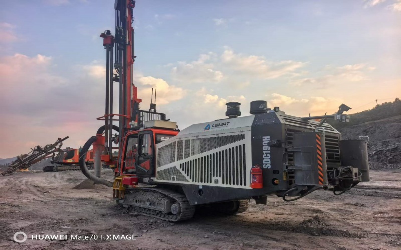 LGMRT SDC190H DTH Drill Rig Passes Acceptance in Uzbekistan